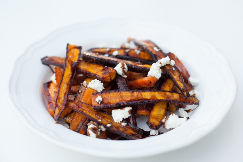 ROASTED CARROTS WITH A BALSAMIC AND MAPLE SYRUP REDUCTION