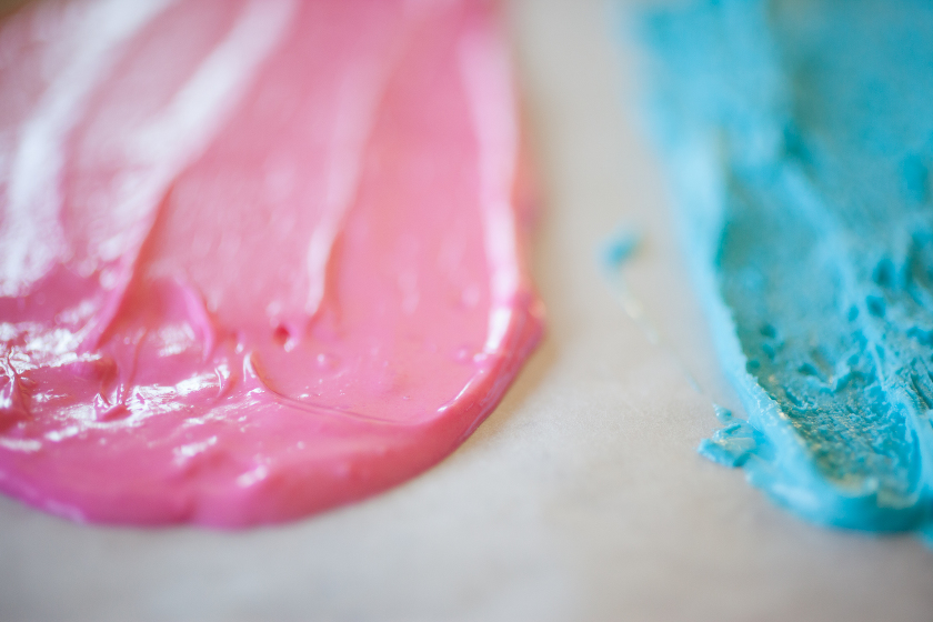 OMBRE GENDER REVEAL CAKE