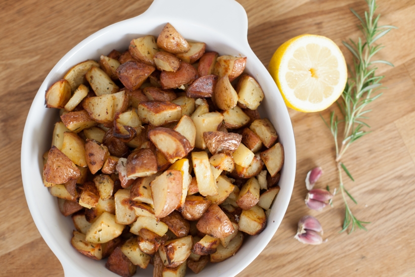 ROASTED POTATOES WITH LEMON, ROSEMARY AND GARLIC