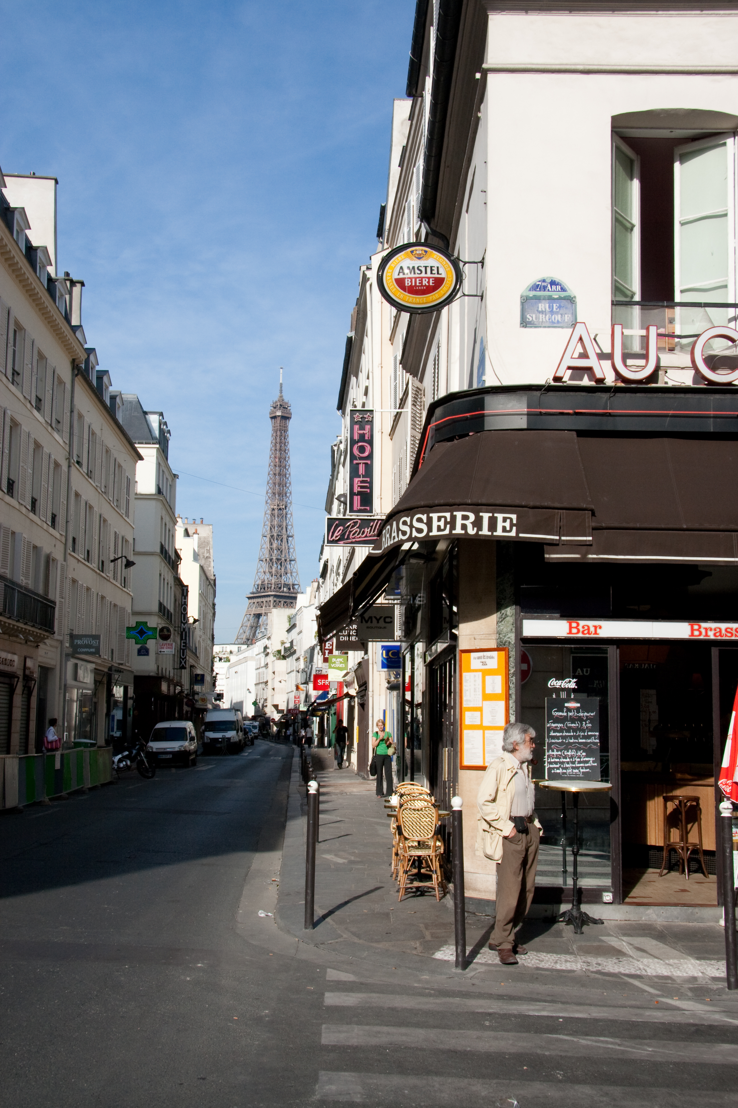 EIFFEL TOWER PARSI