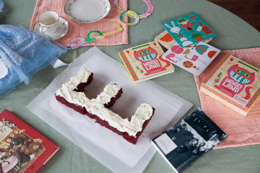 ALICE IN WONDERLAND BABYLIT BOARD BOOK