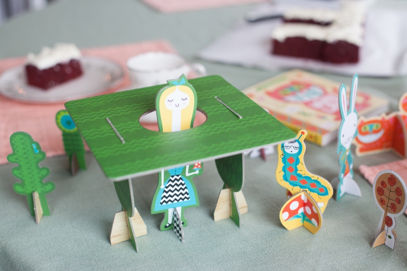 ALICE IN WONDERLAND BABYLIT BOARD BOOK