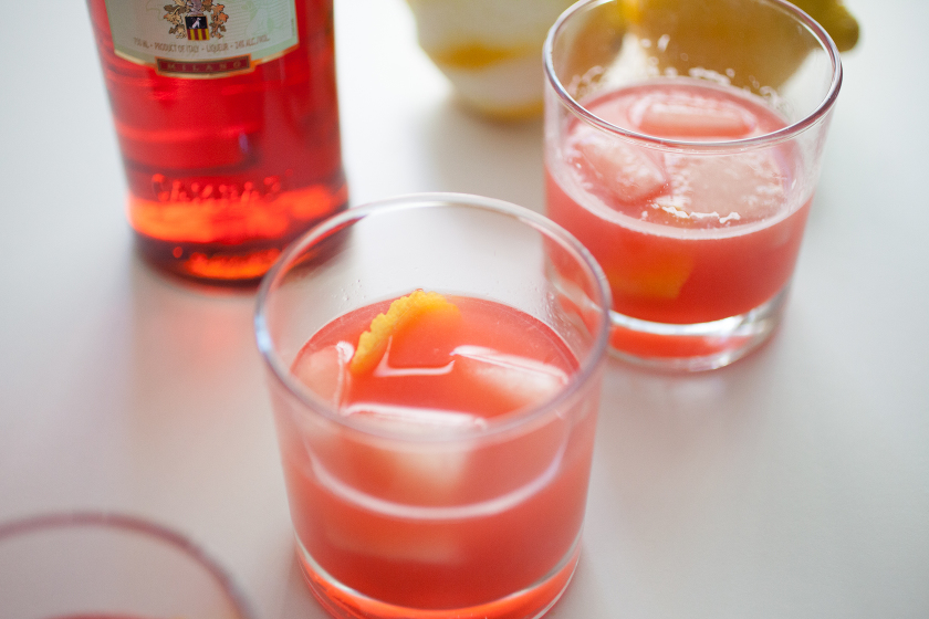 GIN, CAMPARI AND GRAPEFRUIT COCKTAIL