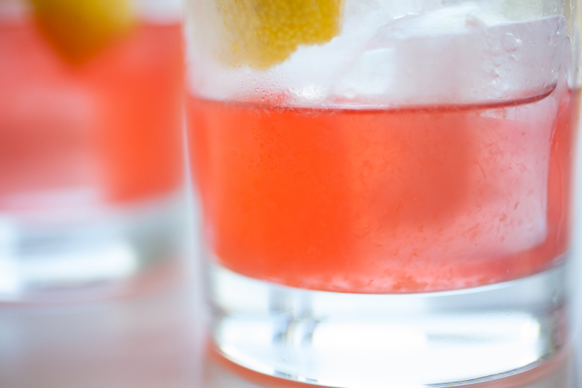 GIN, CAMPARI AND GRAPEFRUIT COCKTAIL