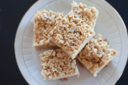 BROWN BUTTER ROASTED MARSHMALLOW SALTED RICE CRISPY TREATS