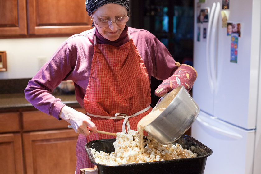 CARAMEL CORN