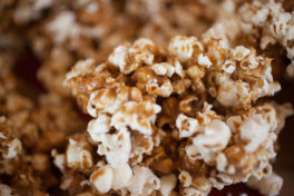 CARAMEL CORN
