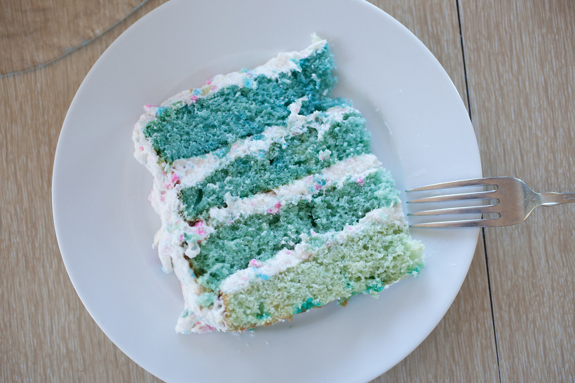 OMBRE GENDER REVEAL CAKE