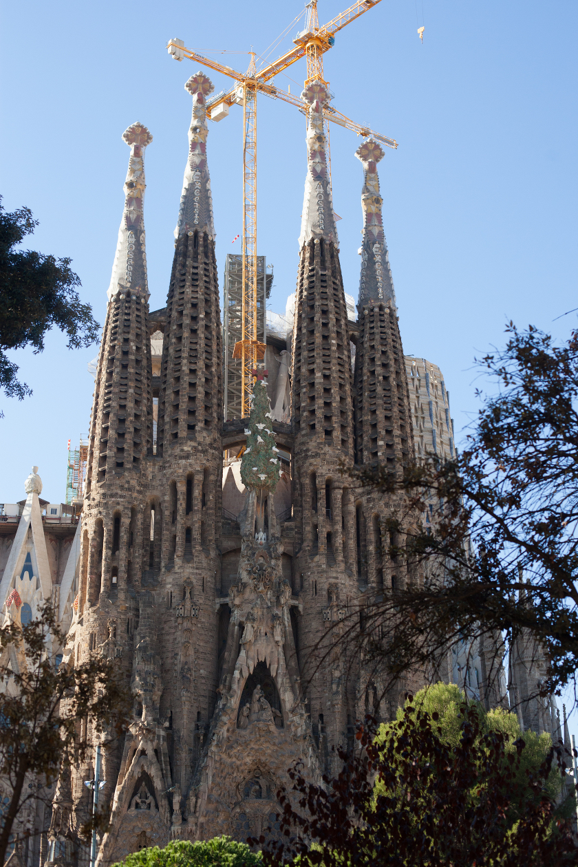 travel family kids barcelona spain