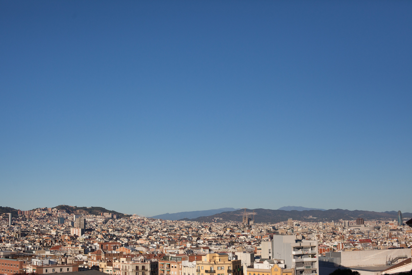 travel family kids barcelona spain